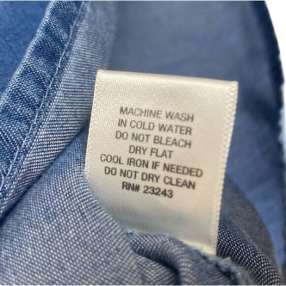 SoHo Blue Tie-Front Blouse// L - Picture 8 of 9